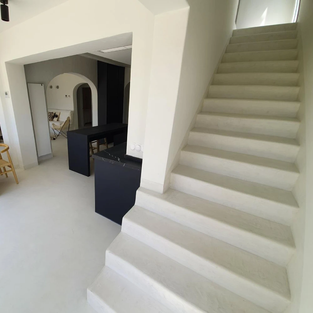 revestimiento-escaleras-1-revestidecconsulting